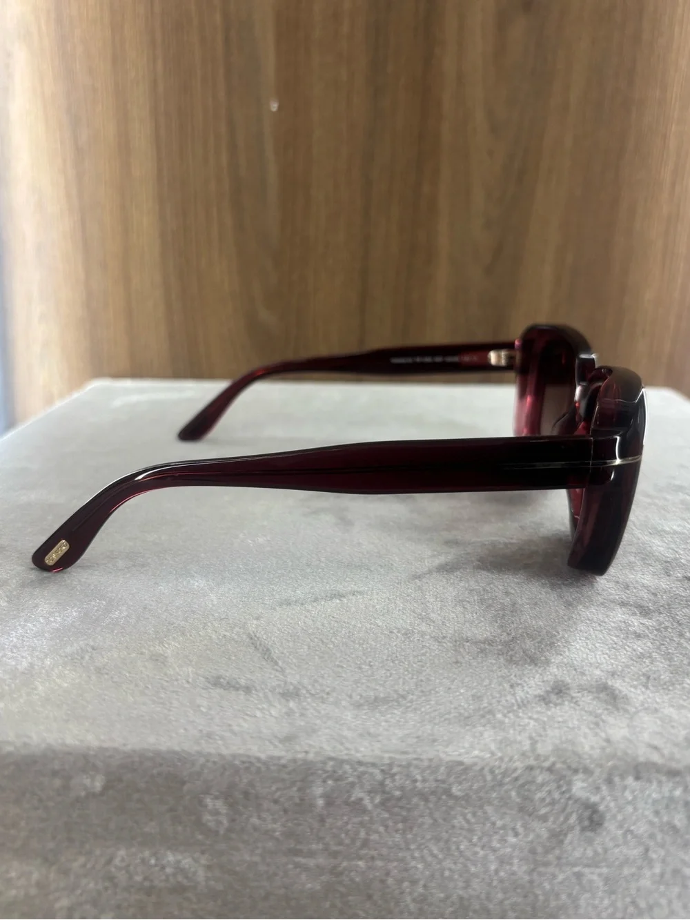 Tom Ford Natalia-02 TF1283 69T Burgundy Sunglasses 52-20-140 New